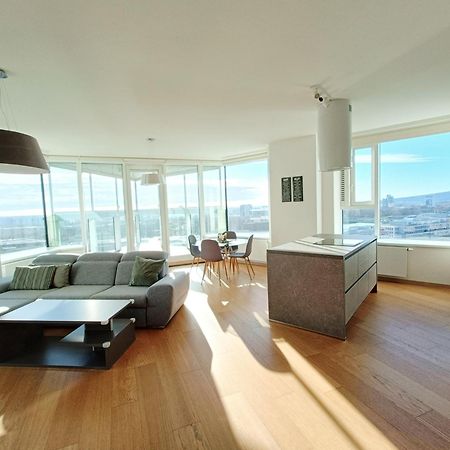 Sag Panorama Apartment 3 Rooms 19Th Floor Great View Free Parking Братислава Екстер'єр фото